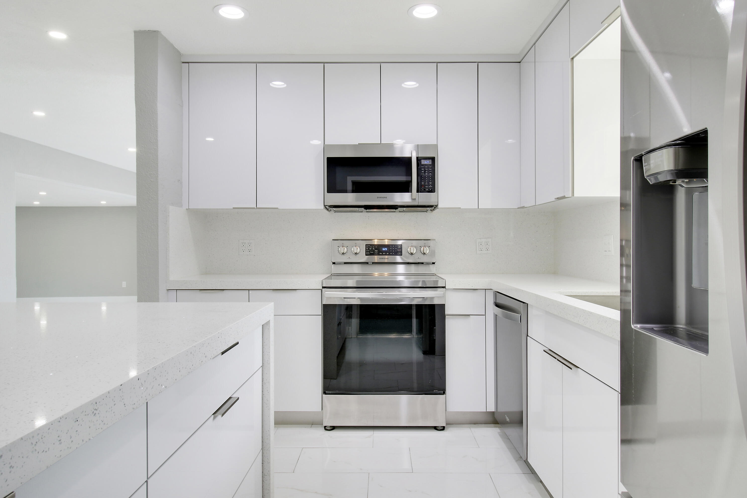 MANGO GARDENS - Residential Lease