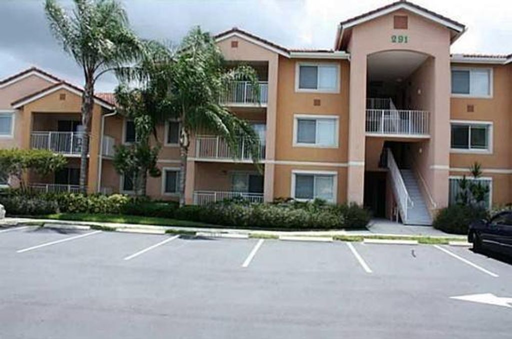 Photo of 291 SW Palm Drive #306, Port Saint Lucie, FL 34986 (MLS # R11049099)