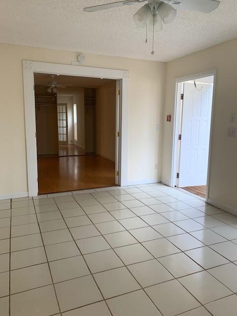 639 Executive Center Drive O-208
