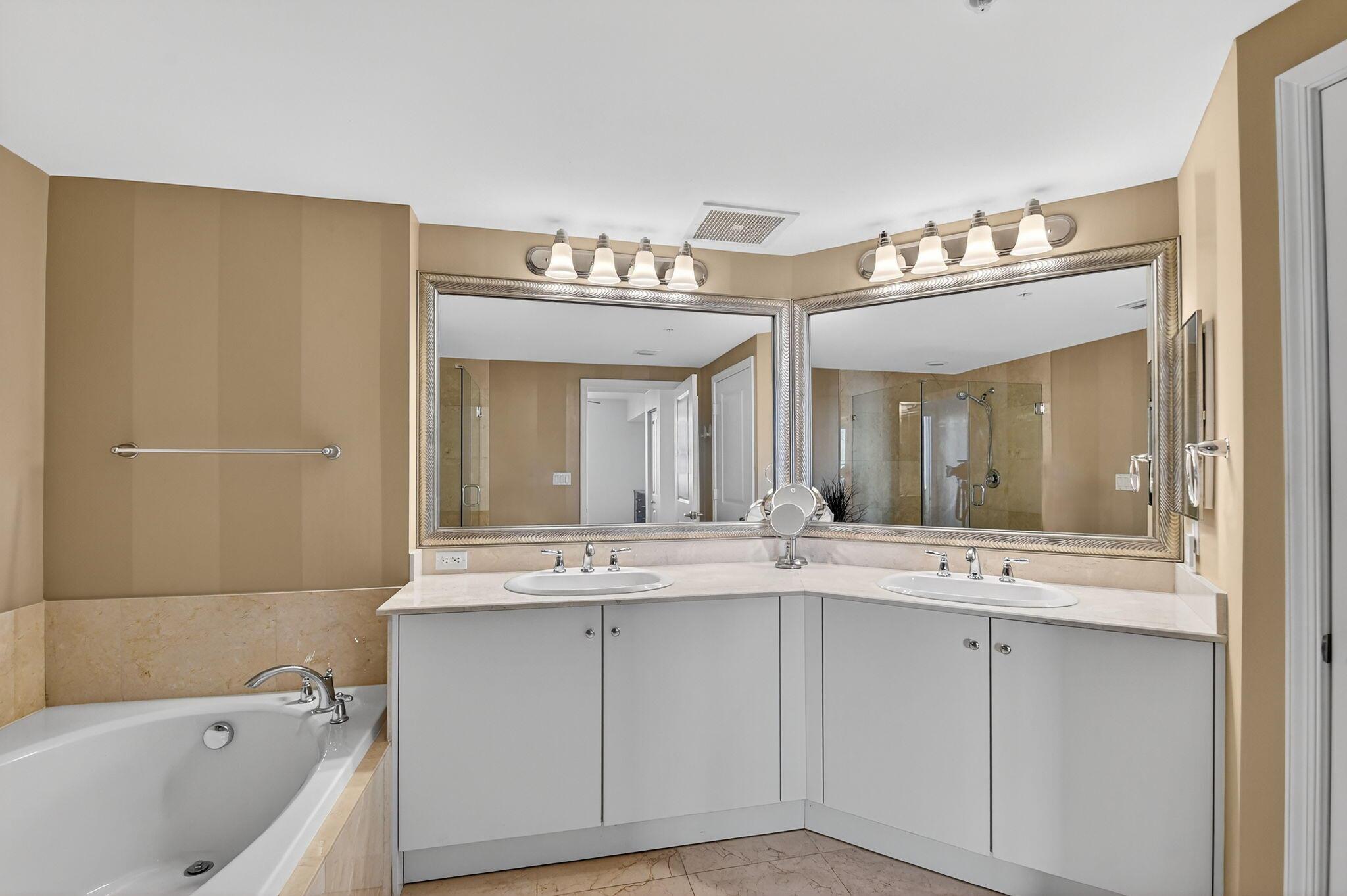 CASA COSTA CONDO - Residential