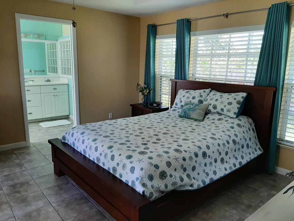 RIVER SHORES ESTATES UNIT 1 - Residential