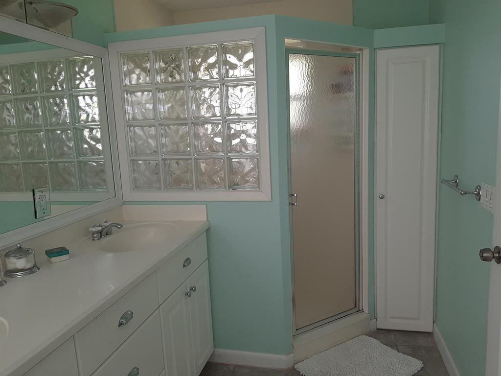 RIVER SHORES ESTATES UNIT 1 - Residential