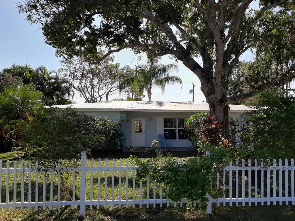 RIVER SHORES ESTATES UNIT 1 - Residential