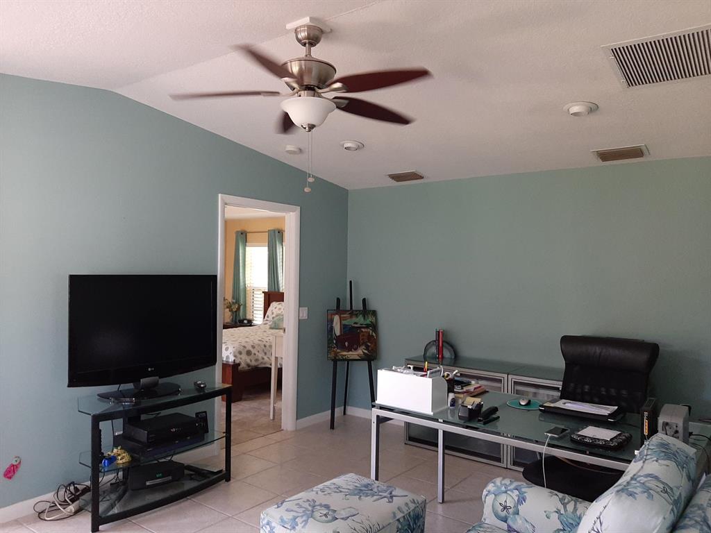 RIVER SHORES ESTATES UNIT 1 - Residential