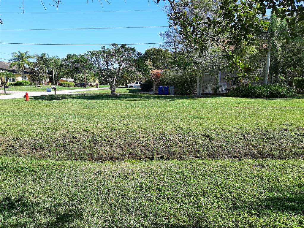 RIVER SHORES ESTATES UNIT 1 - Residential