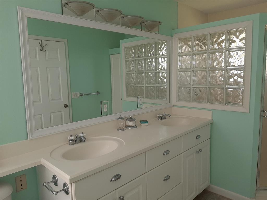 RIVER SHORES ESTATES UNIT 1 - Residential