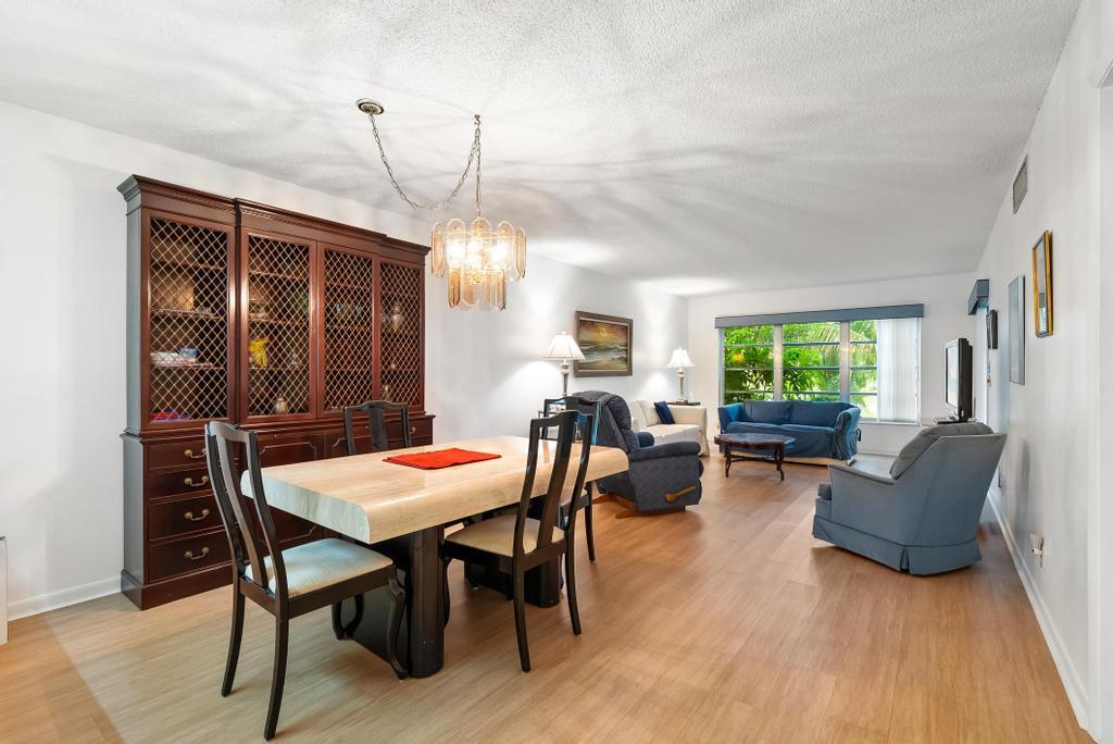 PALM GREENS AT VILLA DEL - Residential