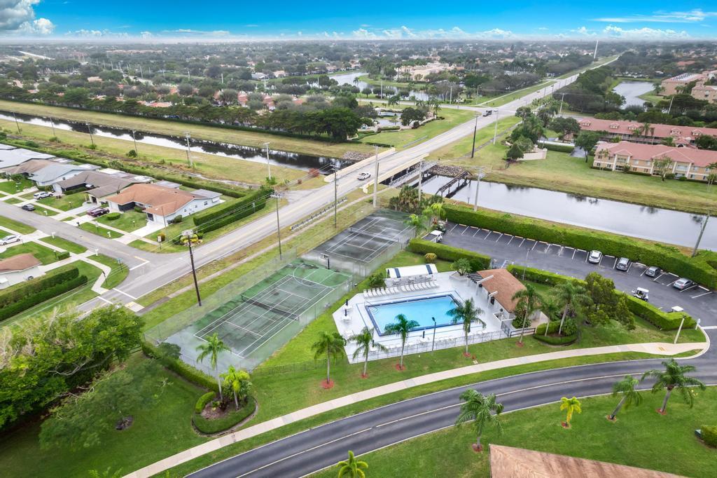 PALM GREENS AT VILLA DEL - Residential