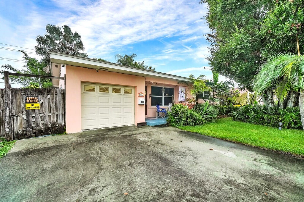 Photo of 1106 S F Street, Lake Worth Beach, FL 33460 (MLS # B26071885)