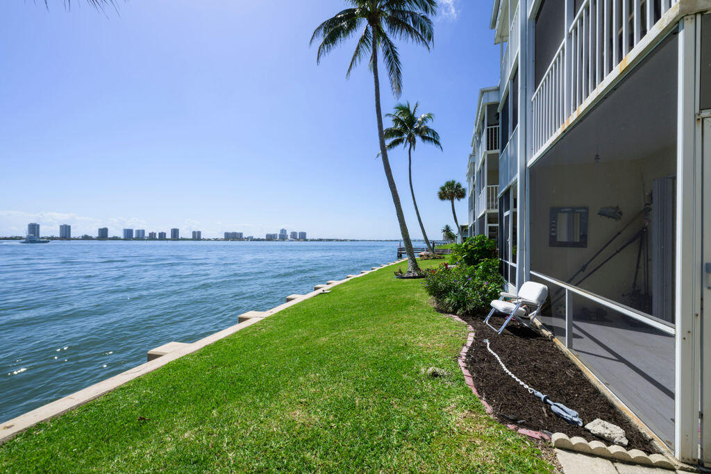 LAKE COLONY APTS ONE INC - Residential