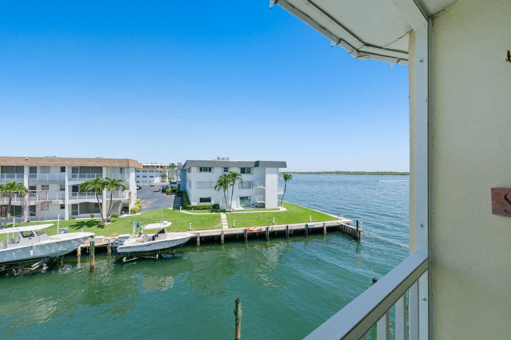 LAKE COLONY APTS ONE INC - Residential