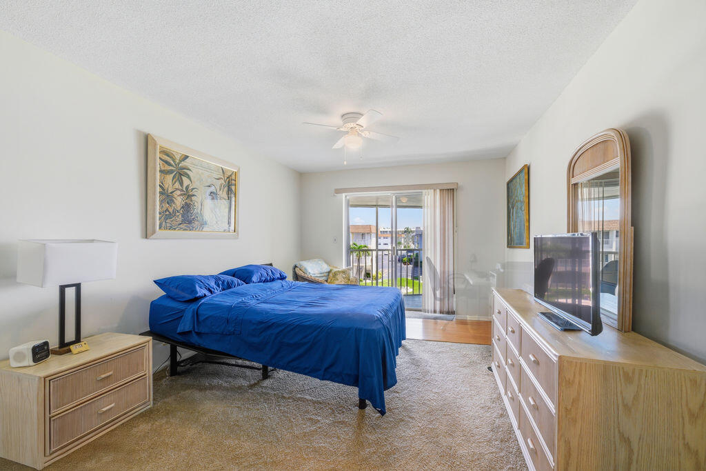 LAKE COLONY APTS ONE INC - Residential