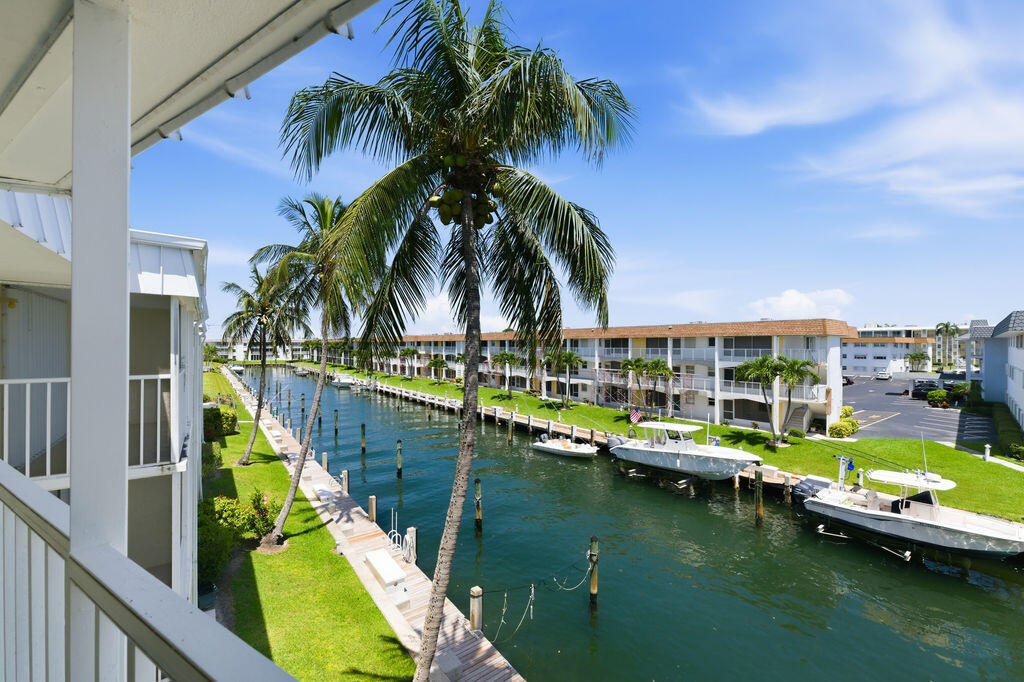 LAKE COLONY APTS ONE INC - Residential