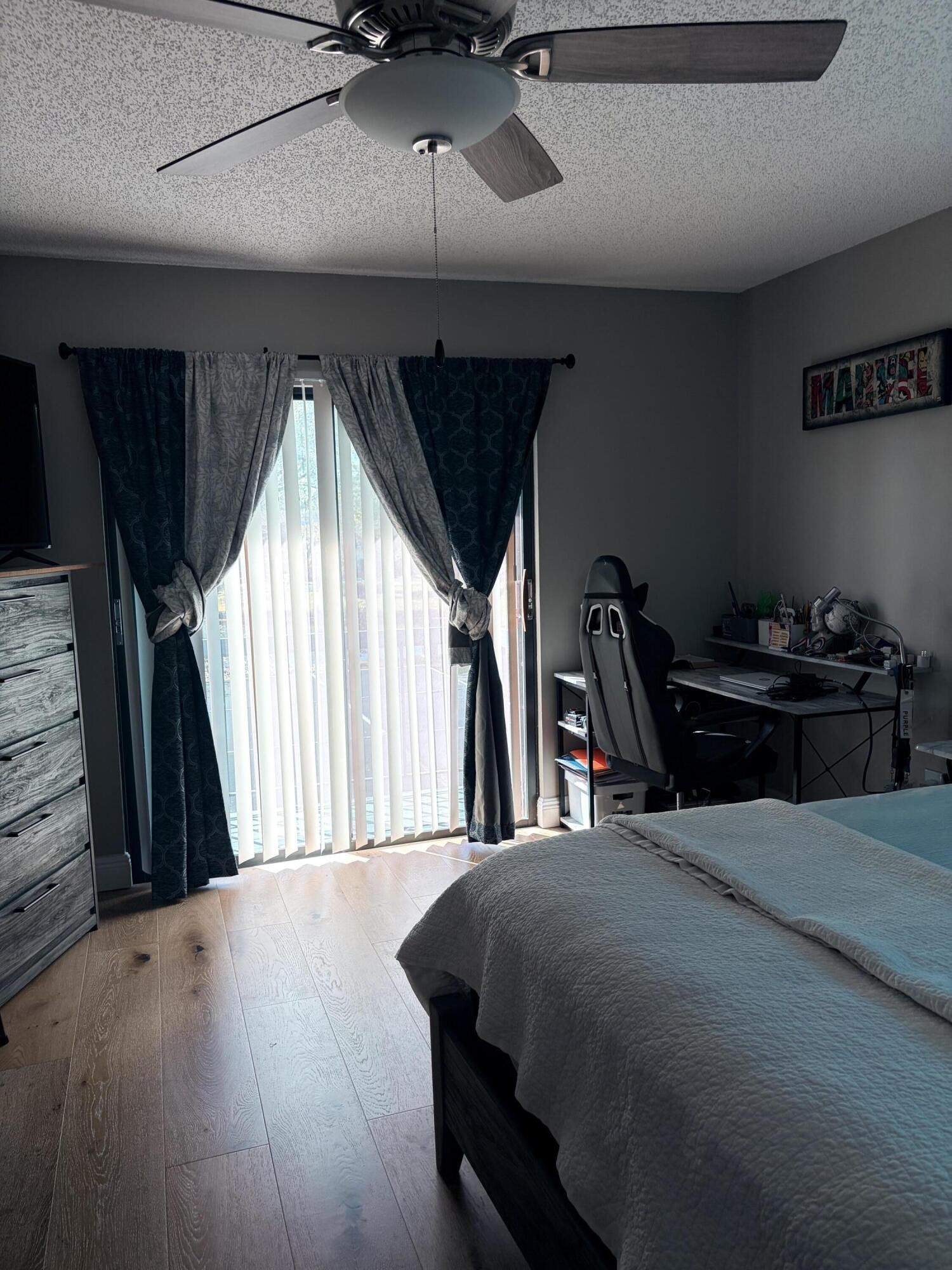 COUNTRY AS - Residential