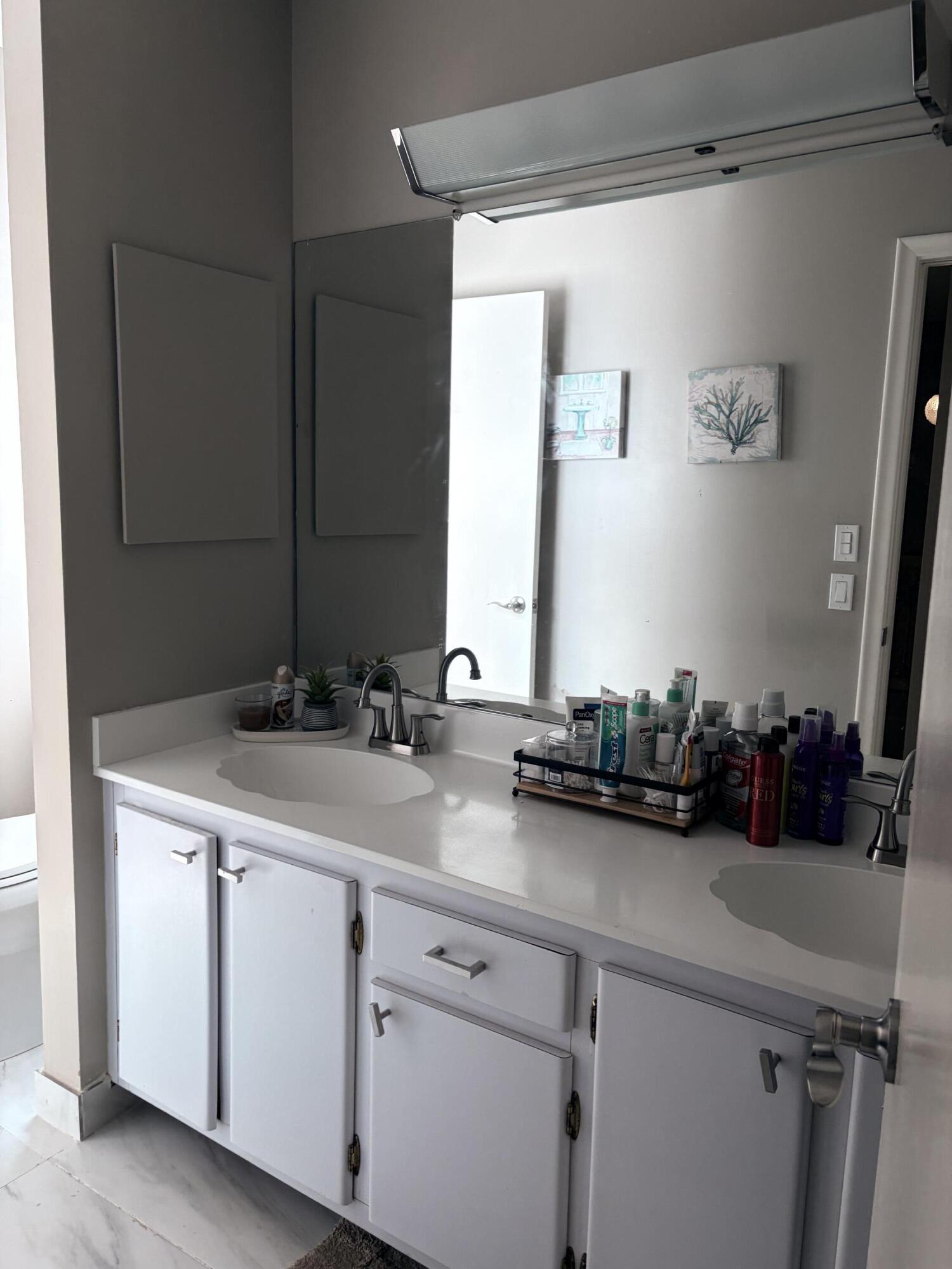 COUNTRY AS - Residential