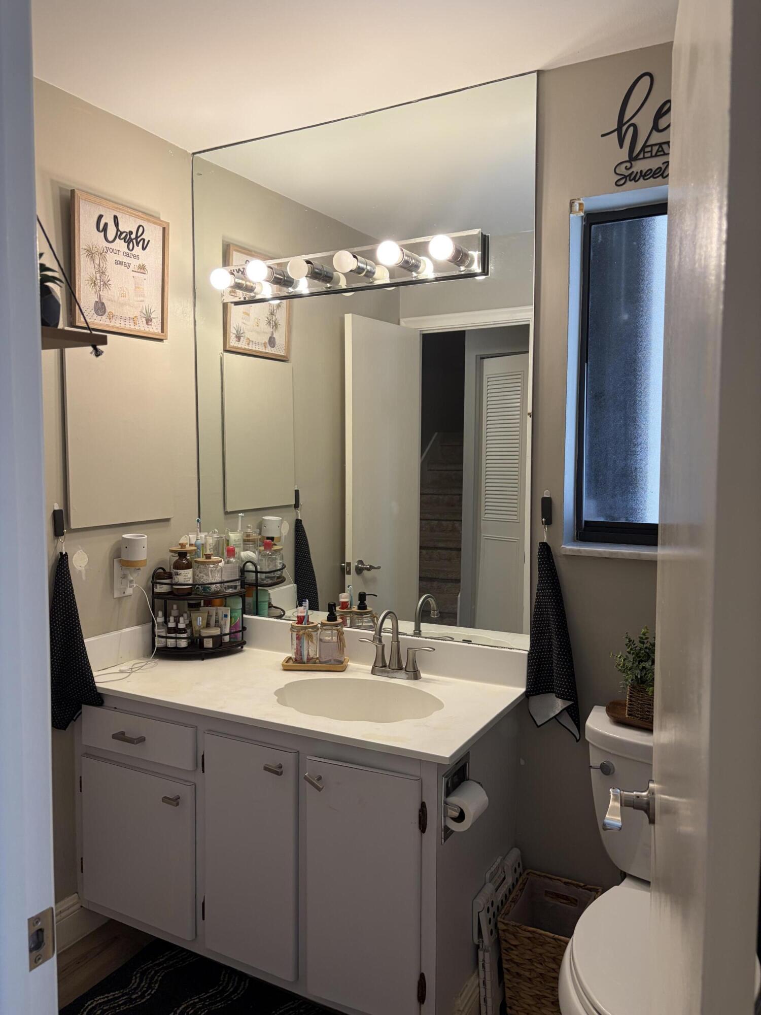 COUNTRY AS - Residential