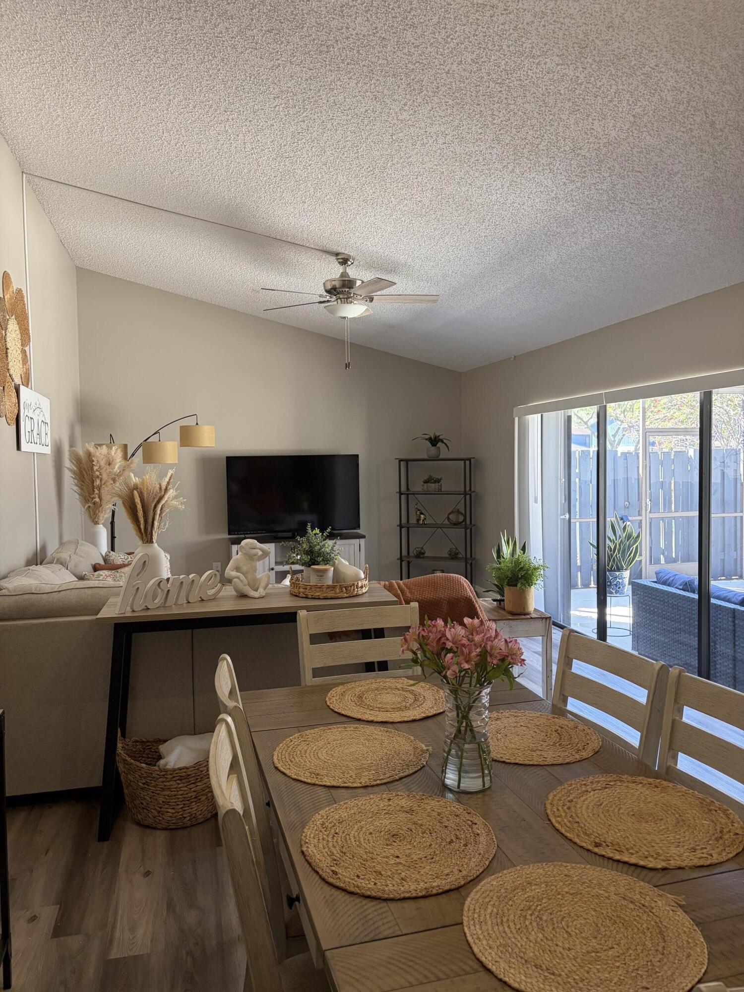 COUNTRY AS - Residential