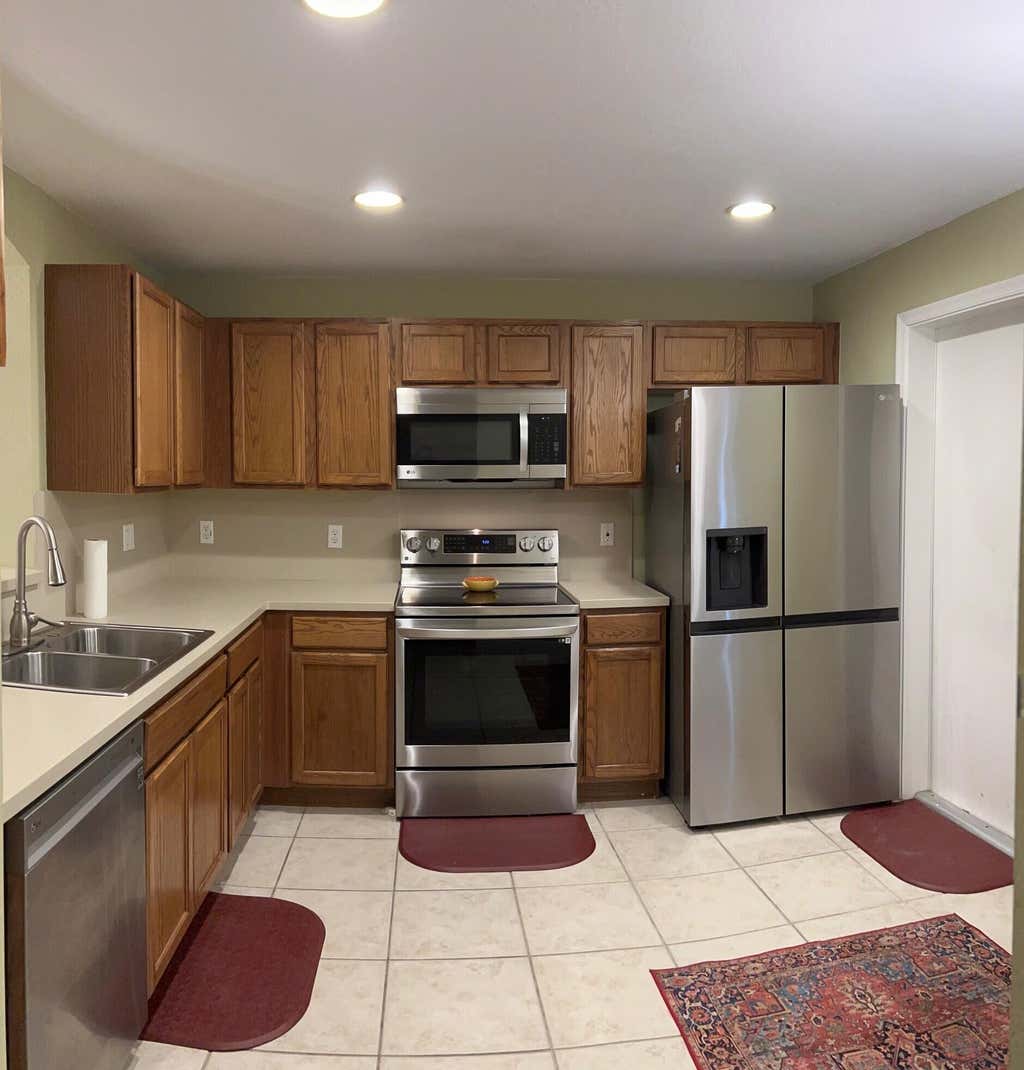 Photo of 7152 Hawks Nest Terrace, Riviera Beach, FL 33407 (MLS # R11024757)