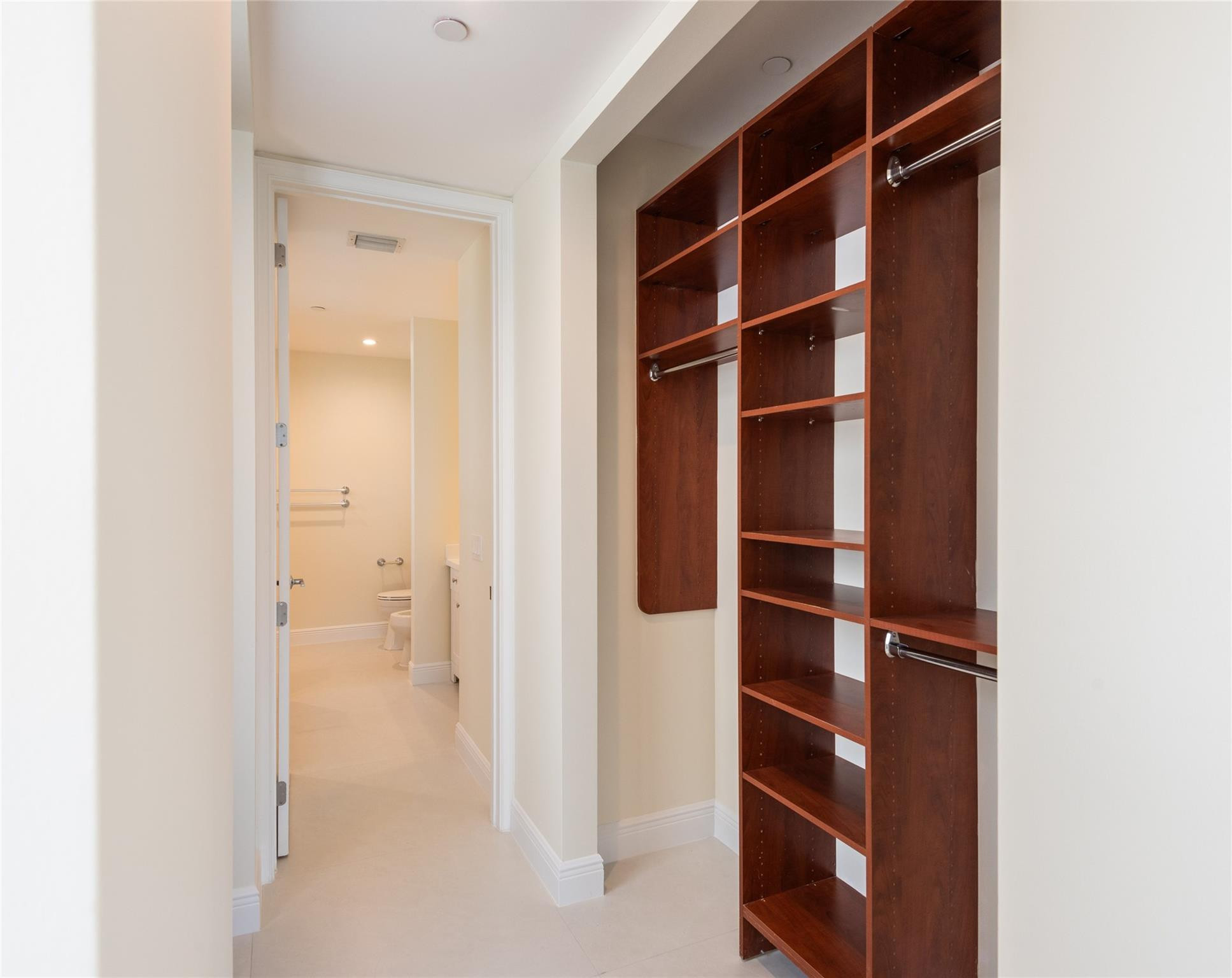 Ocean Place At Silver Bea - Residential Lease