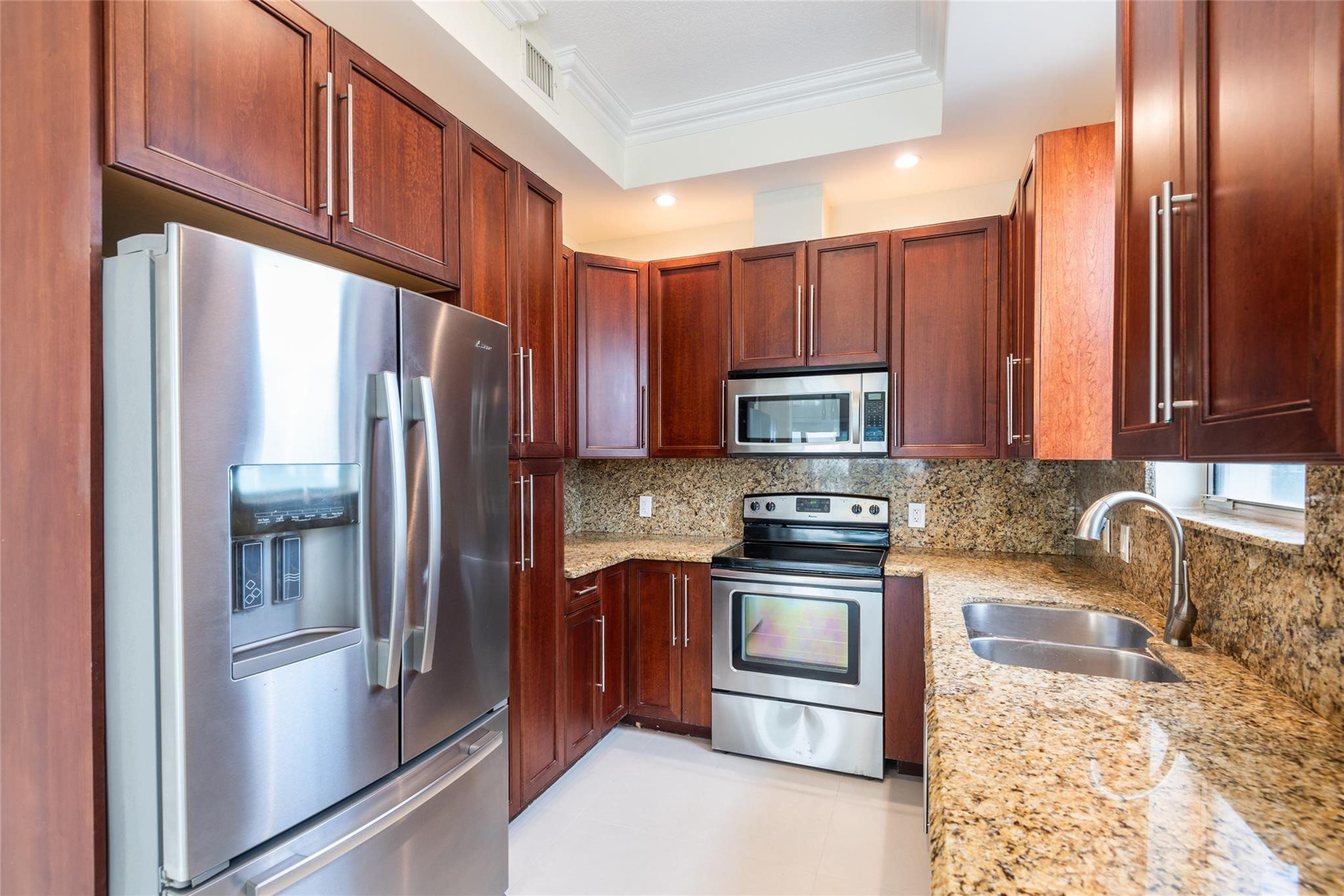 3236 NE 5th Street 402