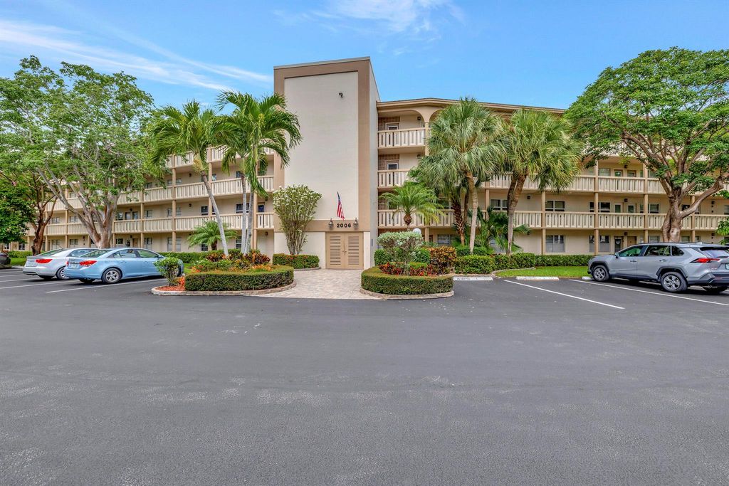 Photo of 2006 Granada Drive #J4, Coconut Creek, FL 33066 (MLS # R10896053)