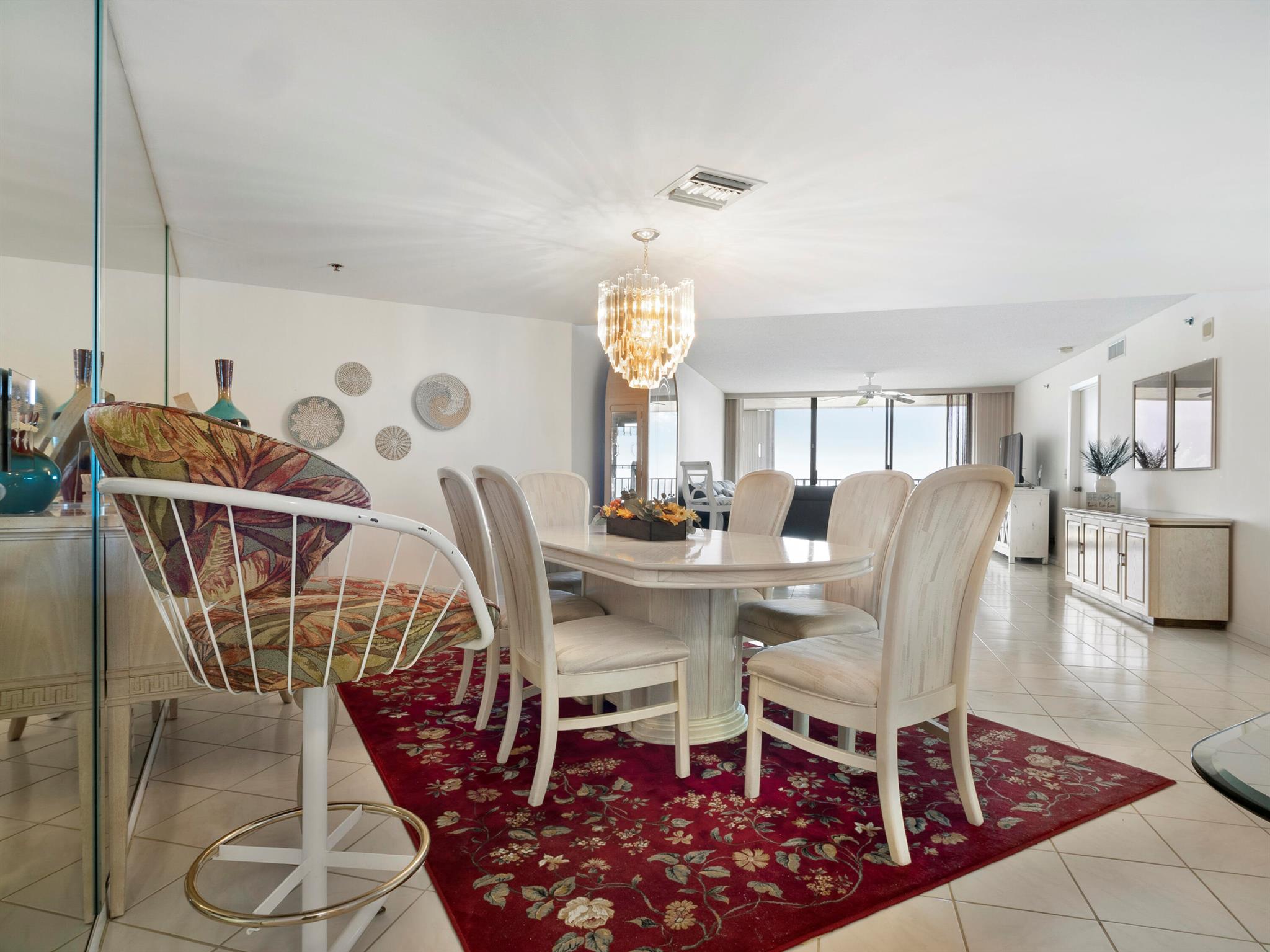 TIARA TOWERS - Residential