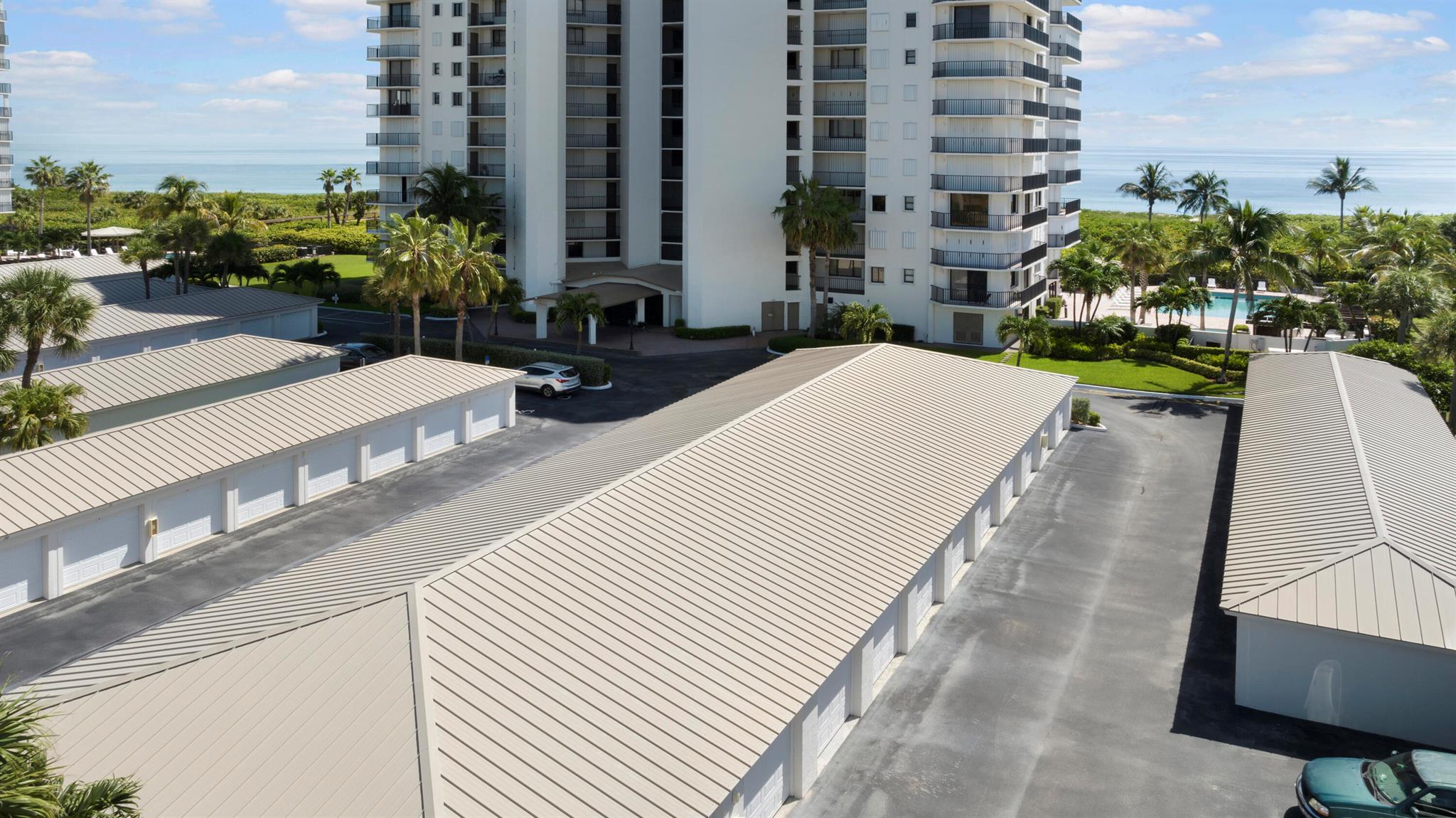 TIARA TOWERS - Residential