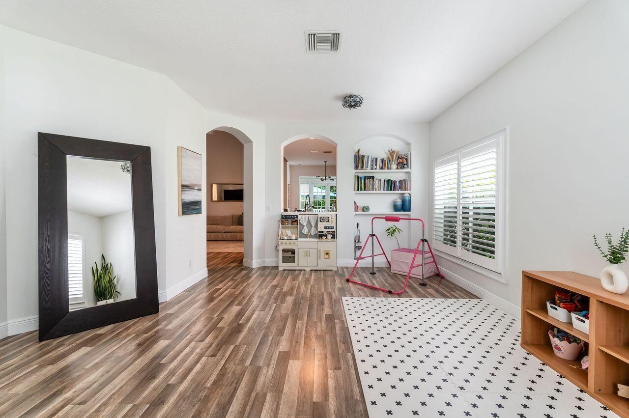 1044 ANCHOR Point