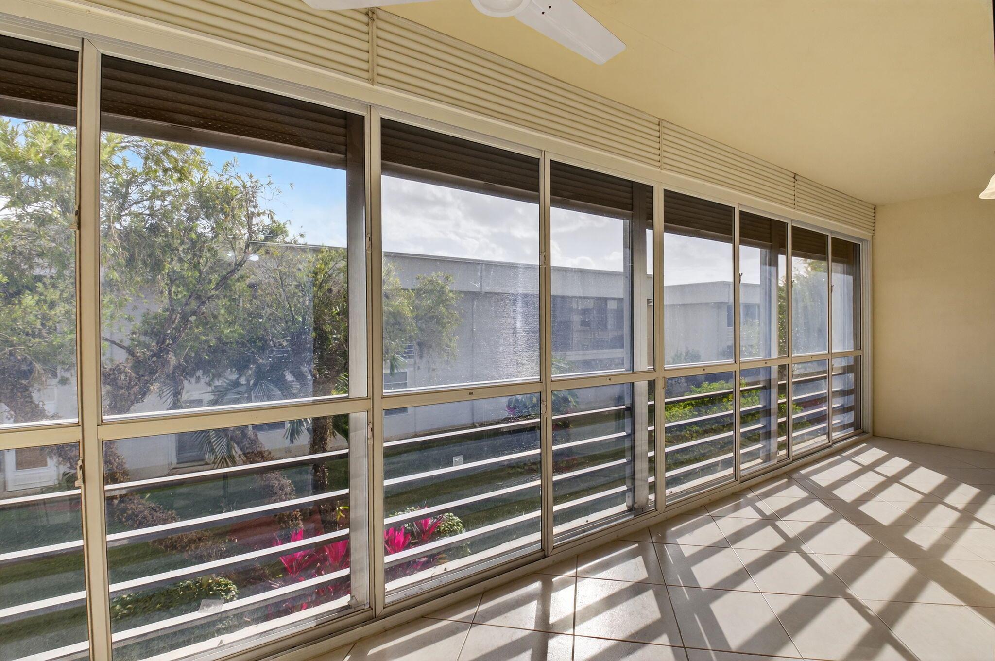 KINGS POINT CAPRI CONDOS - Residential