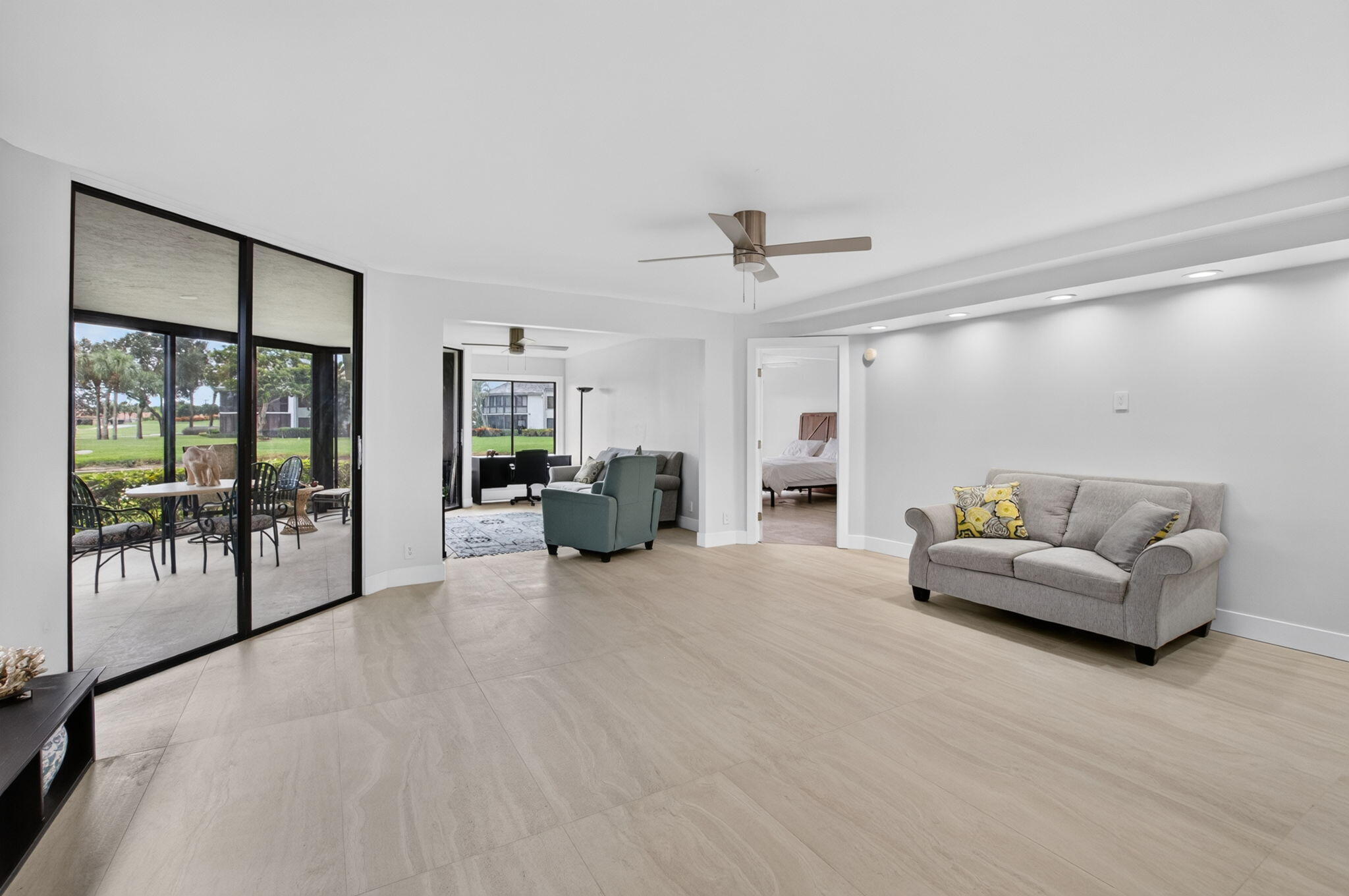 Properties | Stephanie Kaufman 7350 CLUNIE Place 13501