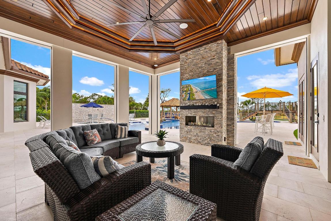 SABAL CREEK - Residential