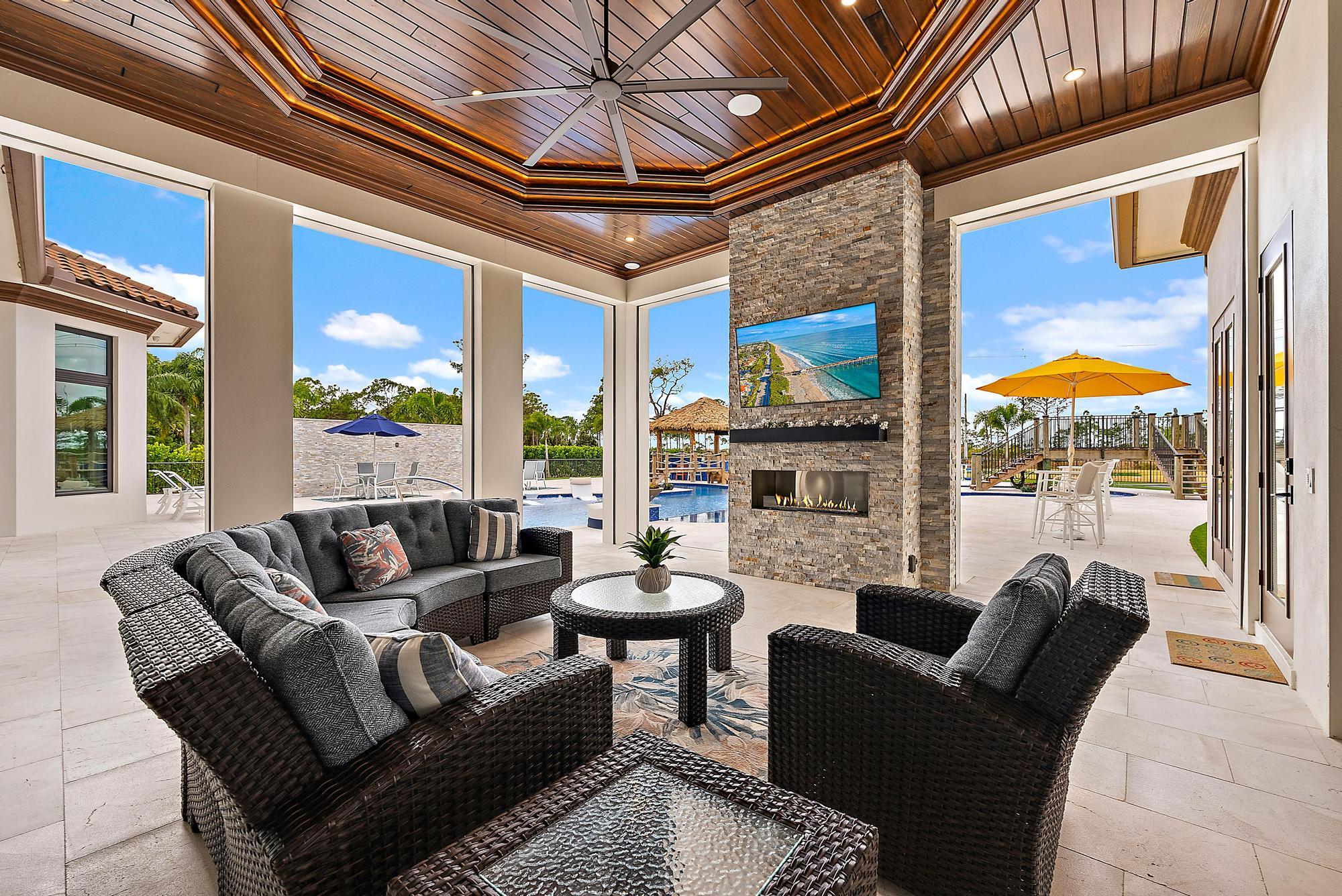 SABAL CREEK - Residential