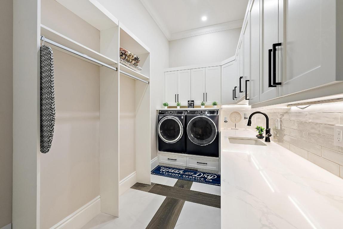 SABAL CREEK - Residential