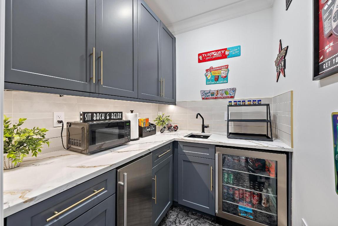 SABAL CREEK - Residential