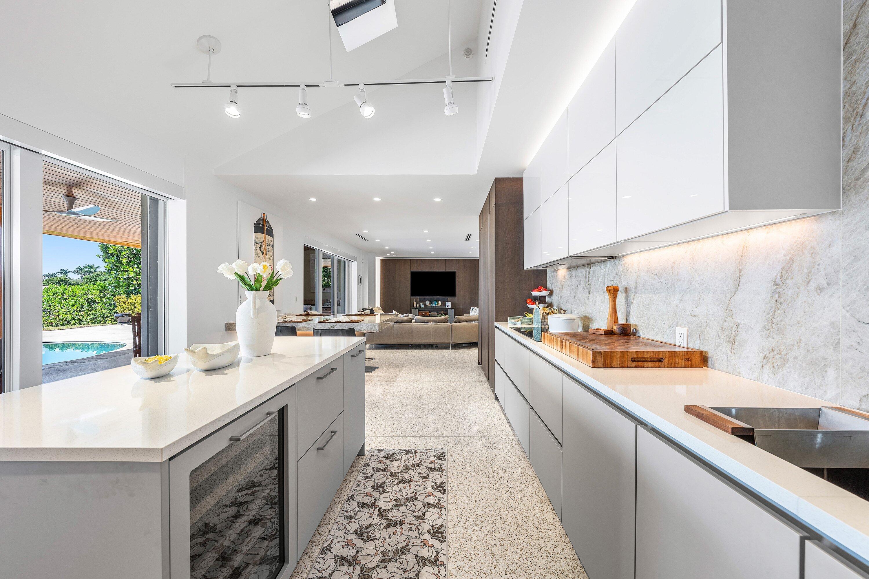 POINT MANALAPAN 1 - Residential