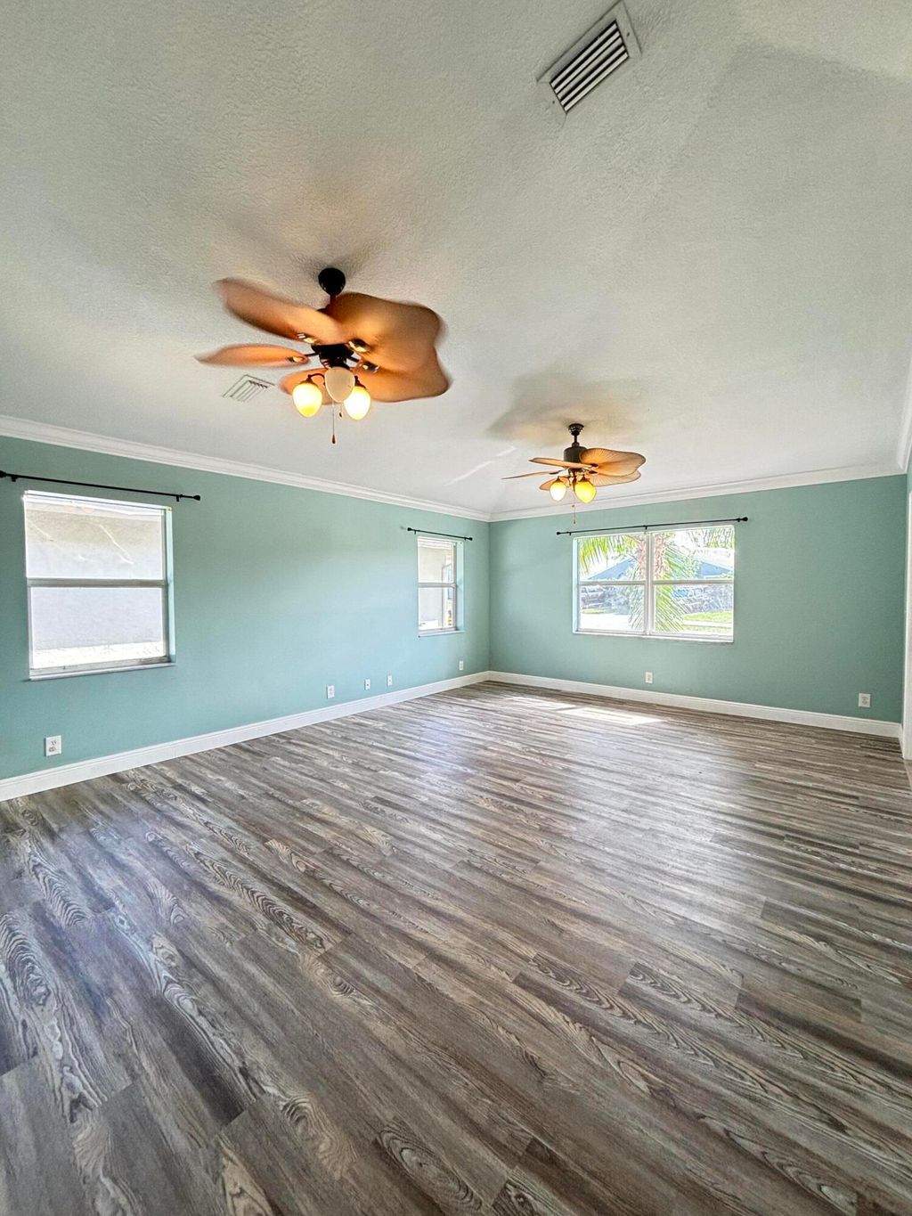 Photo of 5055 SE Primrose Way, Stuart, FL 34997 (MLS # R11026979)