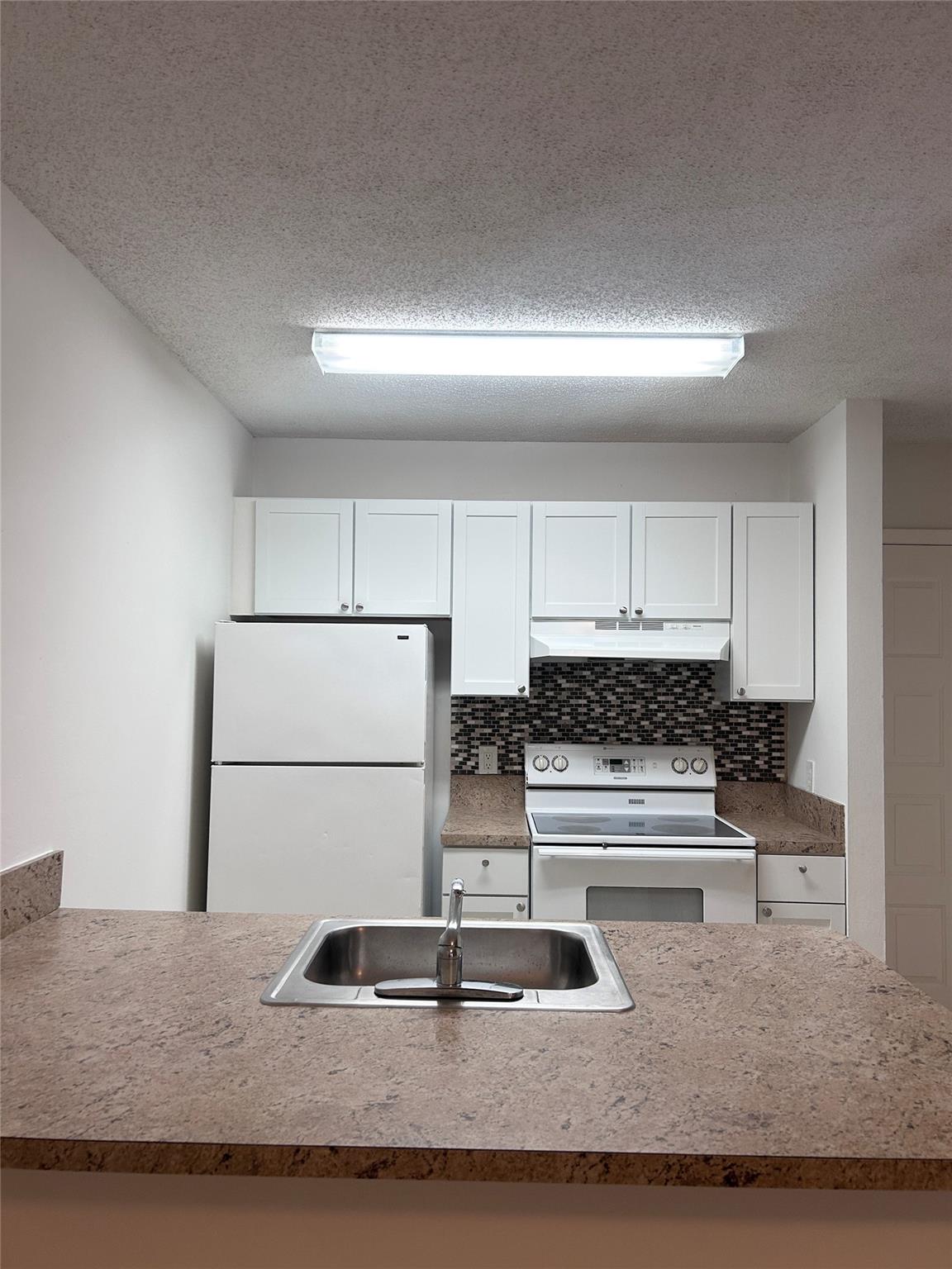 Palm Aire Gardens Condo - Residential Lease