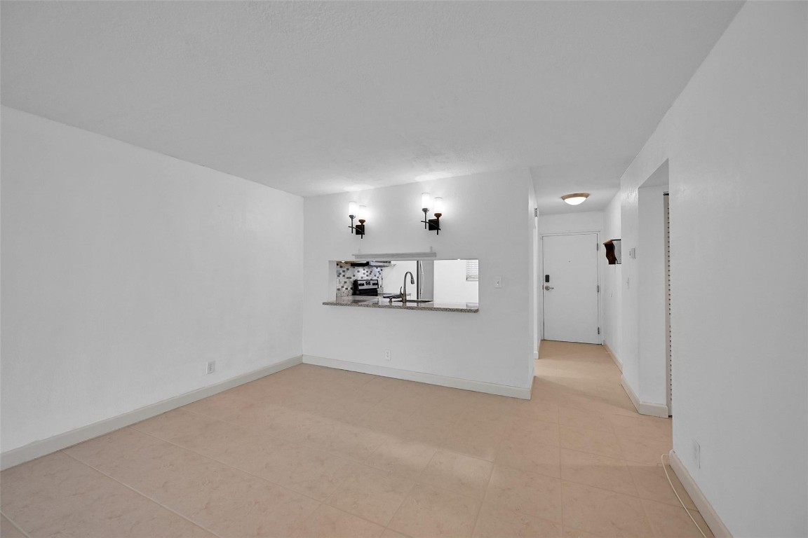 Country Pines Condo - Residential