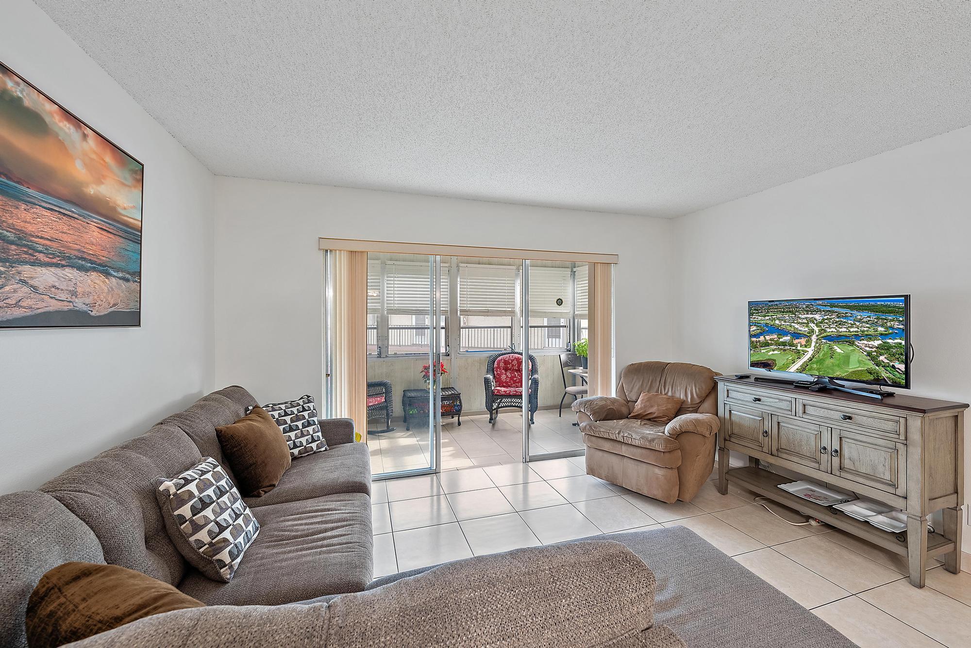 715 Lori Drive 311
