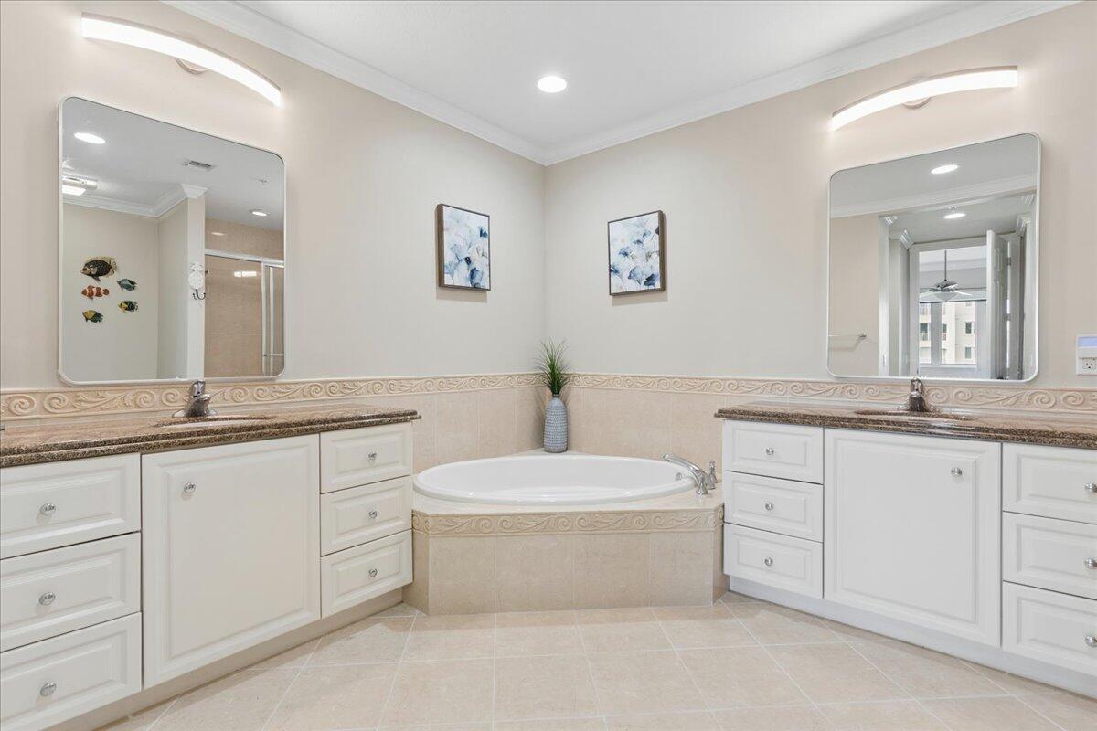 HARBOUR ISLE AT HUTCHINSON ISLAND WEST - Residential
