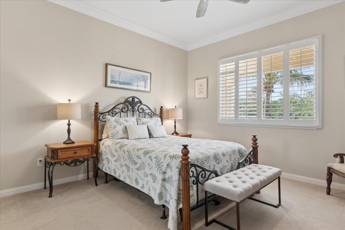 HARBOUR ISLE AT HUTCHINSON ISLAND WEST - Residential