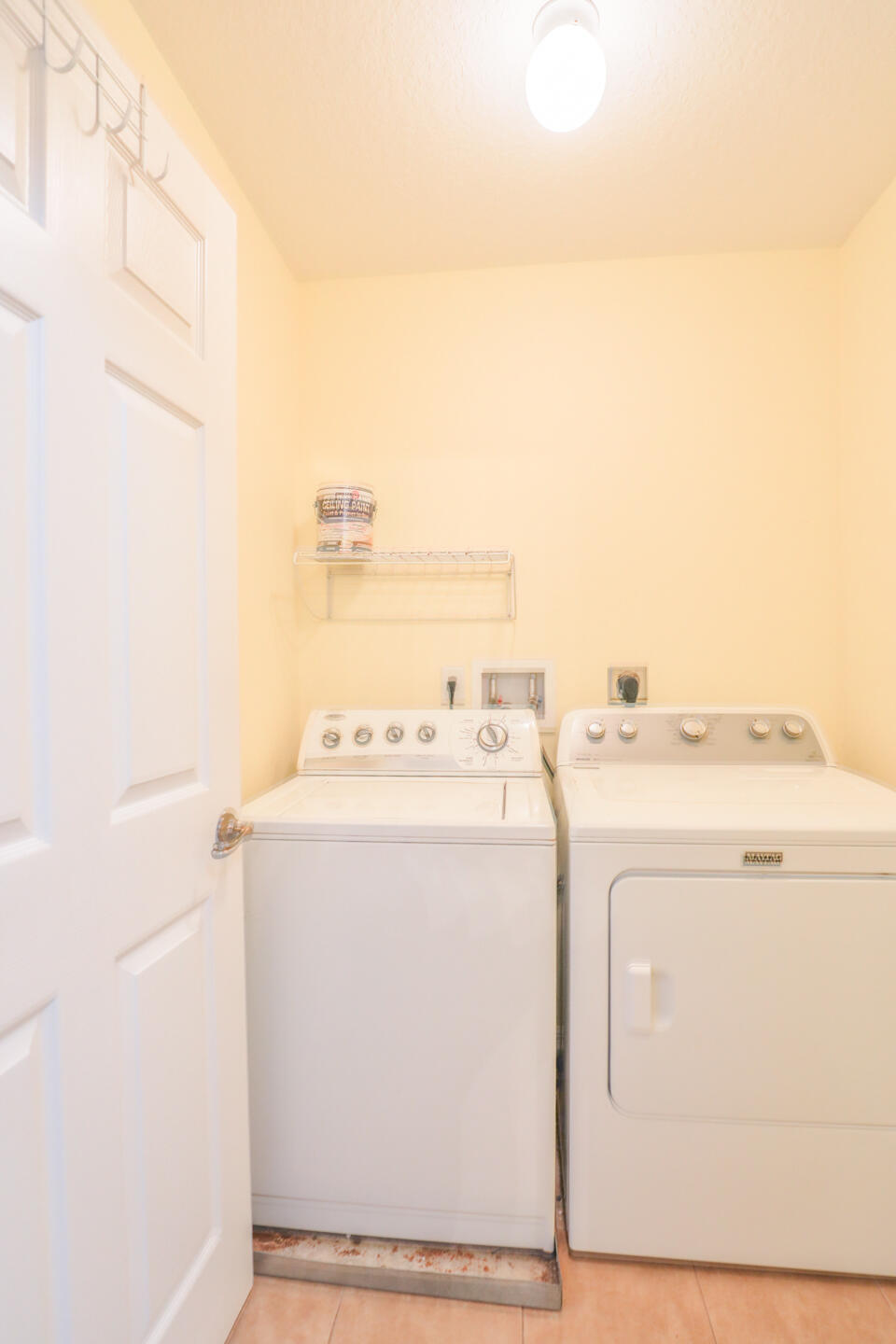 CAMBRIDGE TOWNHOMES - Residential