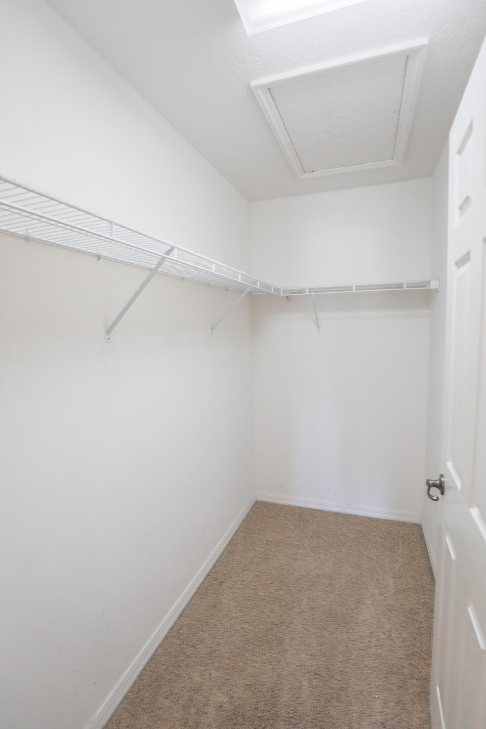 CAMBRIDGE TOWNHOMES - Residential