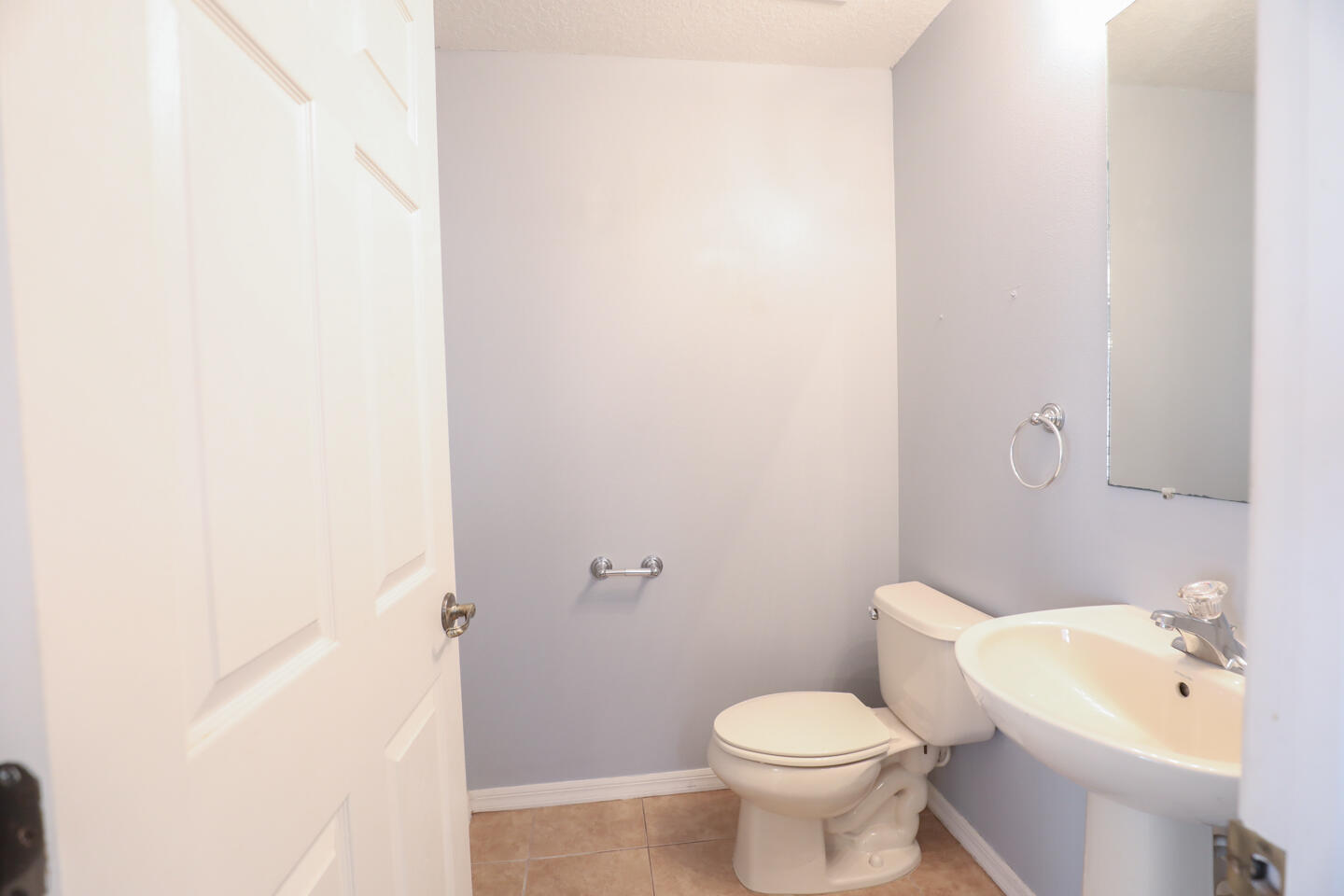 CAMBRIDGE TOWNHOMES - Residential