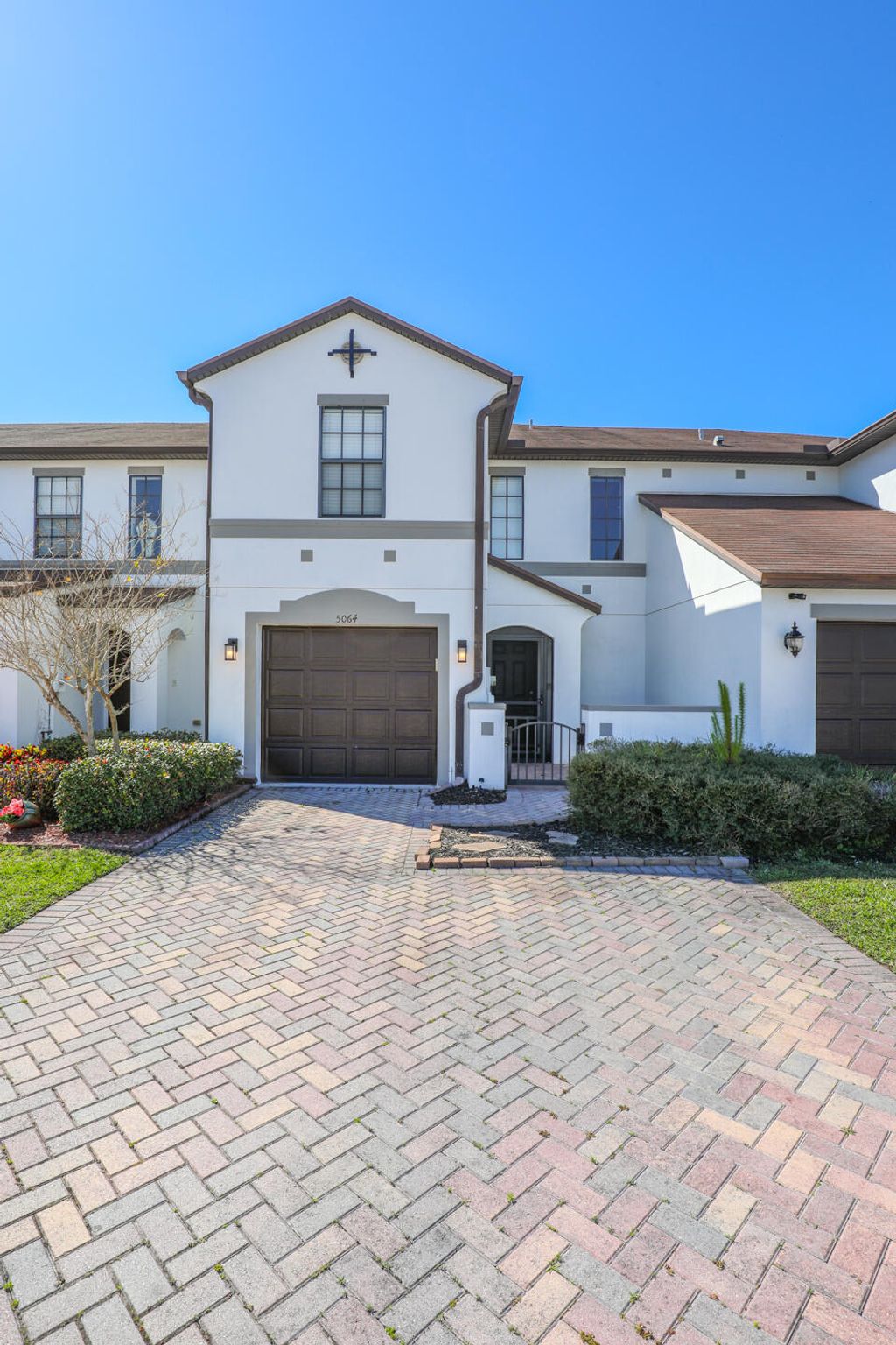 Photo of 5064 NW Coventry Circle, Port Saint Lucie, FL 34986 (MLS # B26015535)