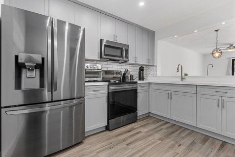11637 NW 11th St 11637 Pembroke Pines FL 33026