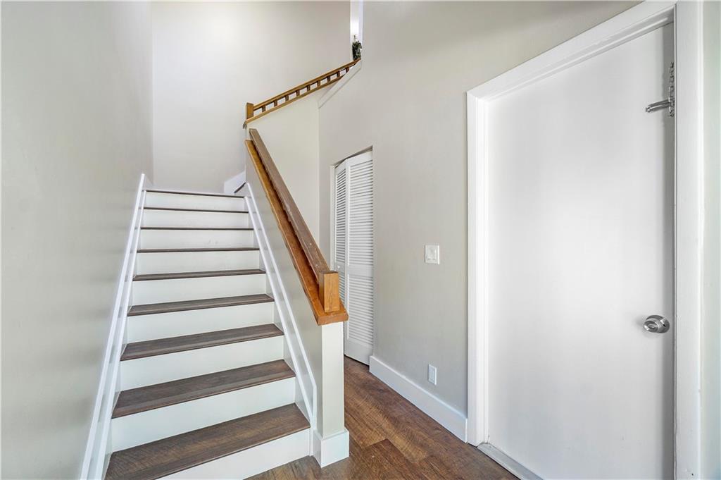 FAIRFIELD CARRIAGE HOUSES - Residential