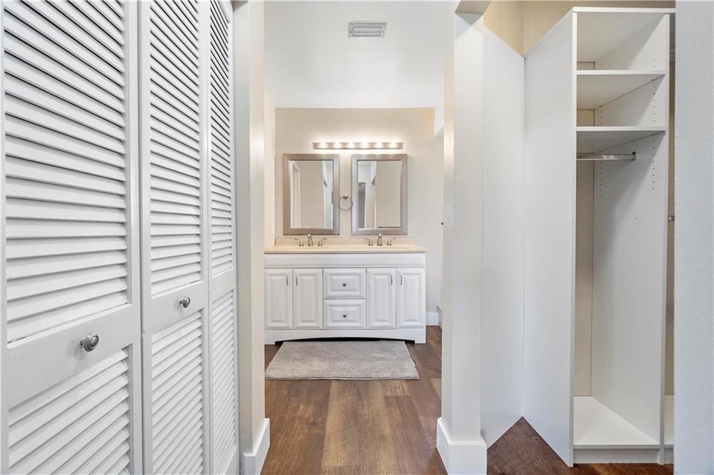 FAIRFIELD CARRIAGE HOUSES - Residential