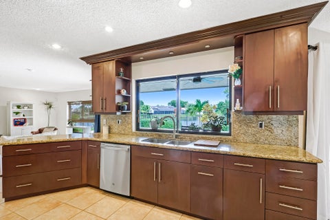 Tiny photo for 9681 NW 10TH Court, Plantation, FL 33322 (MLS # B26088606)