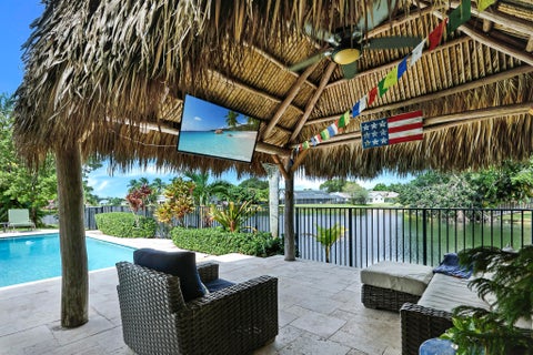Tiny photo for 9681 NW 10TH Court, Plantation, FL 33322 (MLS # B26088606)